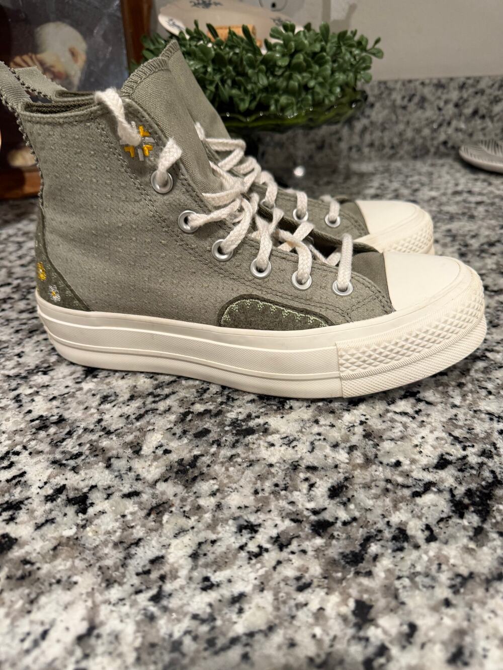 Converse Chuck Taylor Lift Platform Autumn Embroidery High Top Green Women's 7